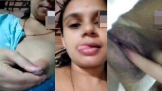 Lover with unfaithful wife fingers her pussy during video call